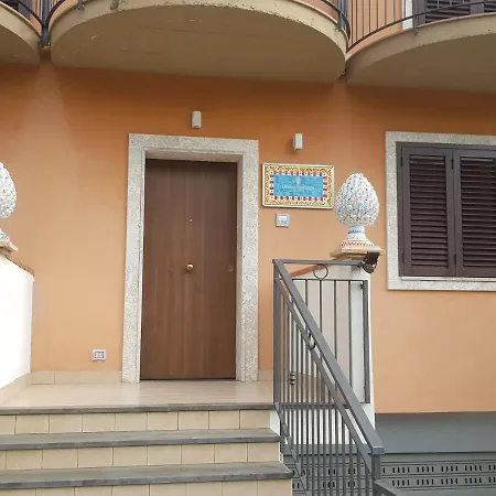Naxian Holidays Apartamento *